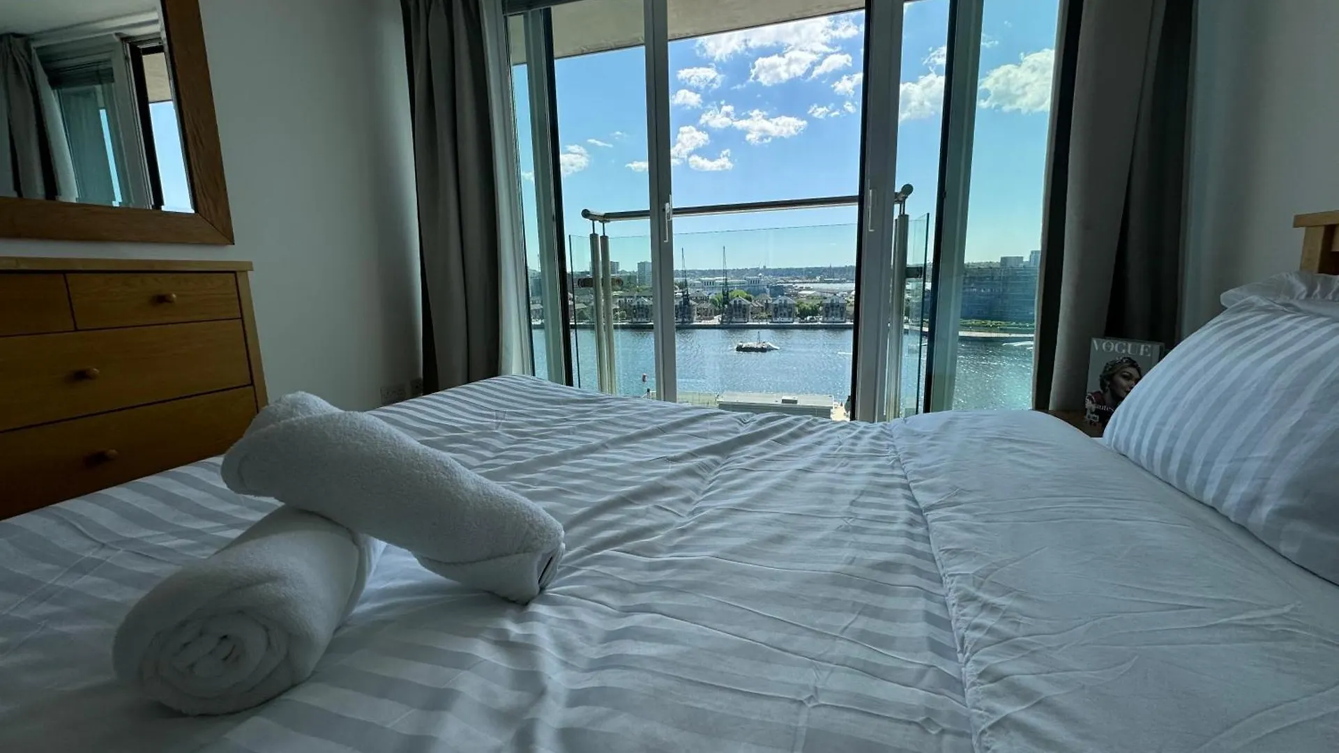 Riverstay With Free Parking London Apartment